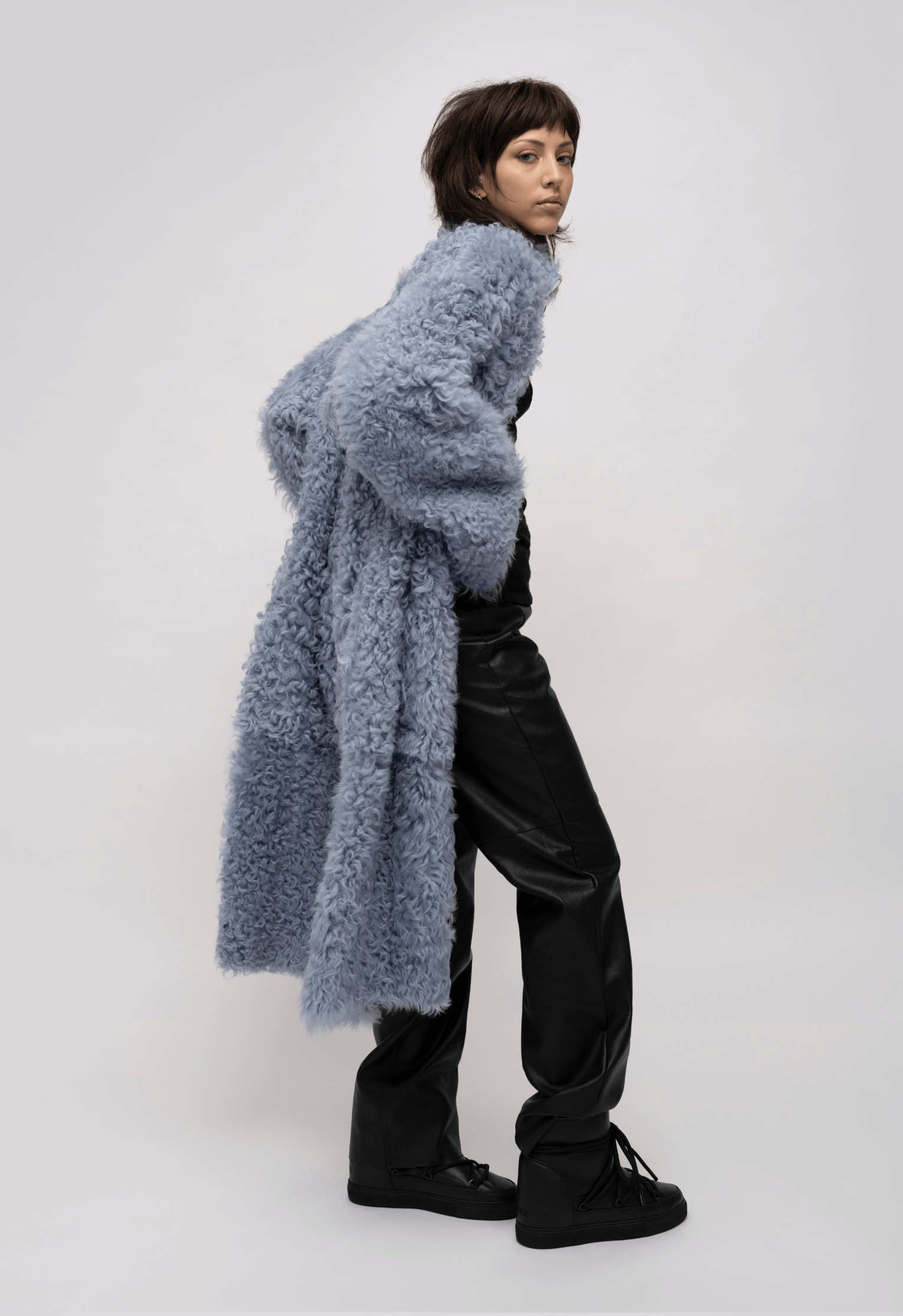 INUIKII Shearling Coat