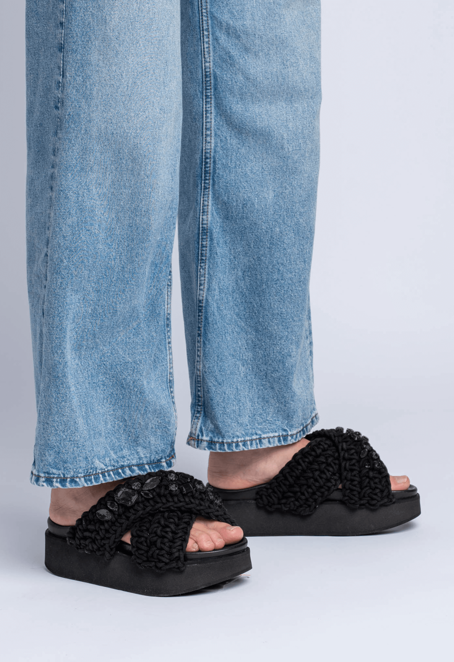 Woven Stones Platform